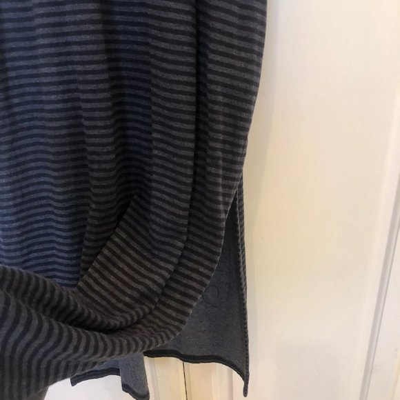 - Paraphrase Sleeveless Striped Maxi Dress Size Small - Picture 7 of 9